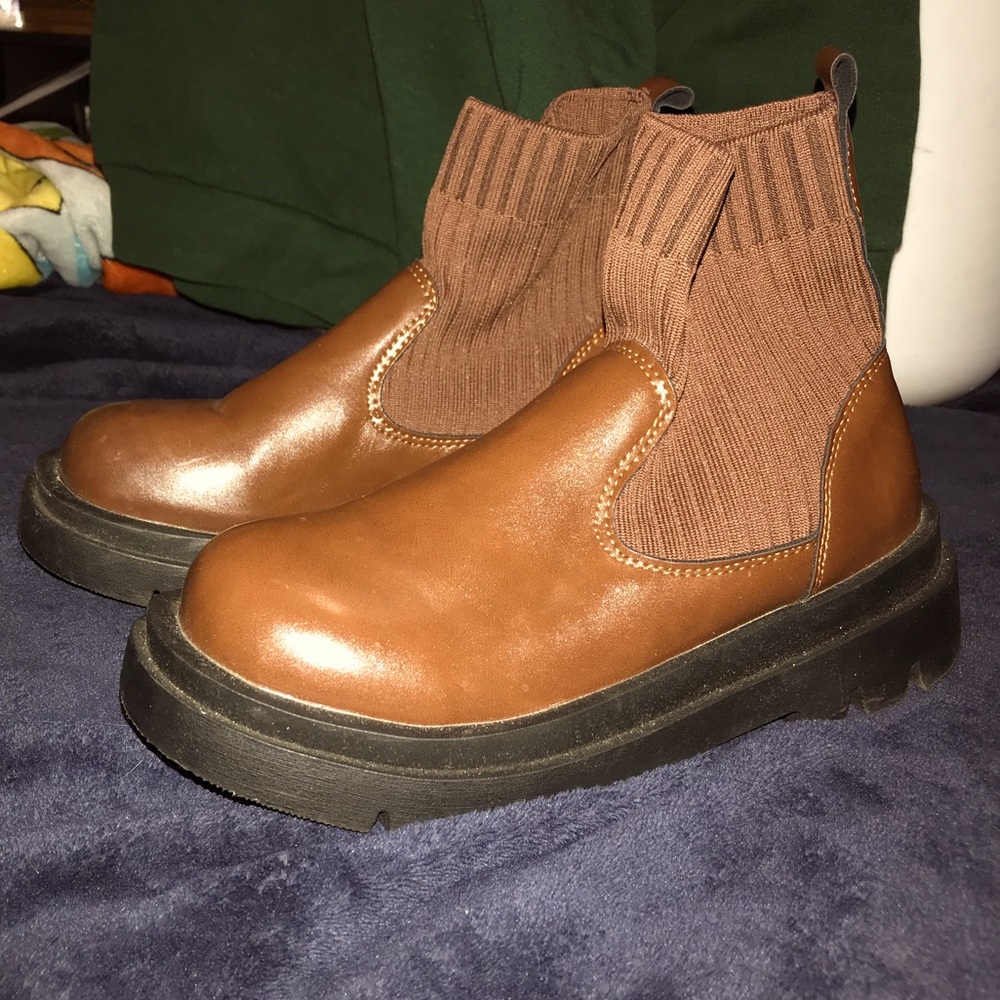 Brown boots